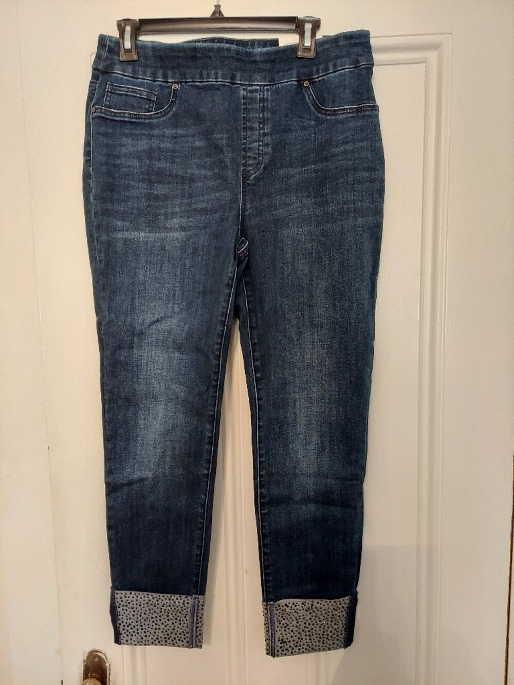 NWT Chico's Pull On Denim Jeggings w/ Embellished Cuffs size 1.5 (10)